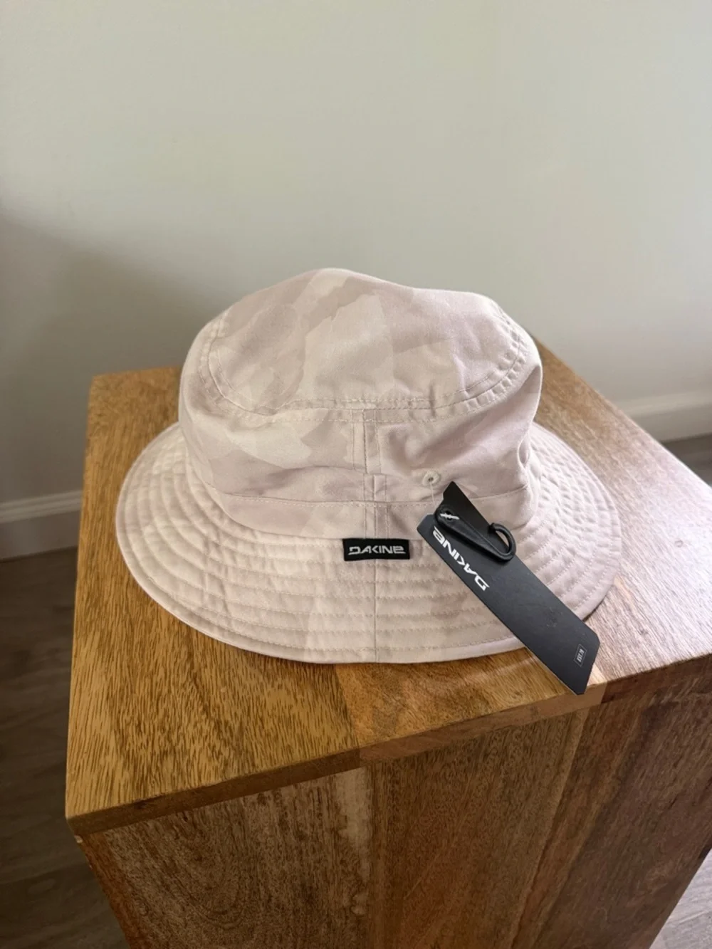 Dakine As If Pink Camo Bucket Hat - Picture 1 of 5